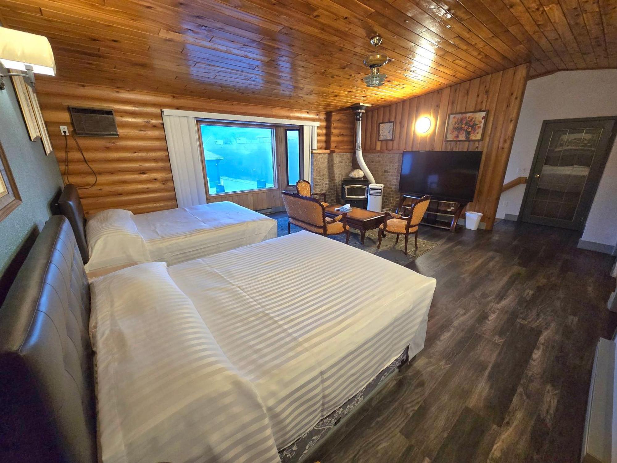 Alpine Inn เวลเมาท์ ภายนอก รูปภาพ