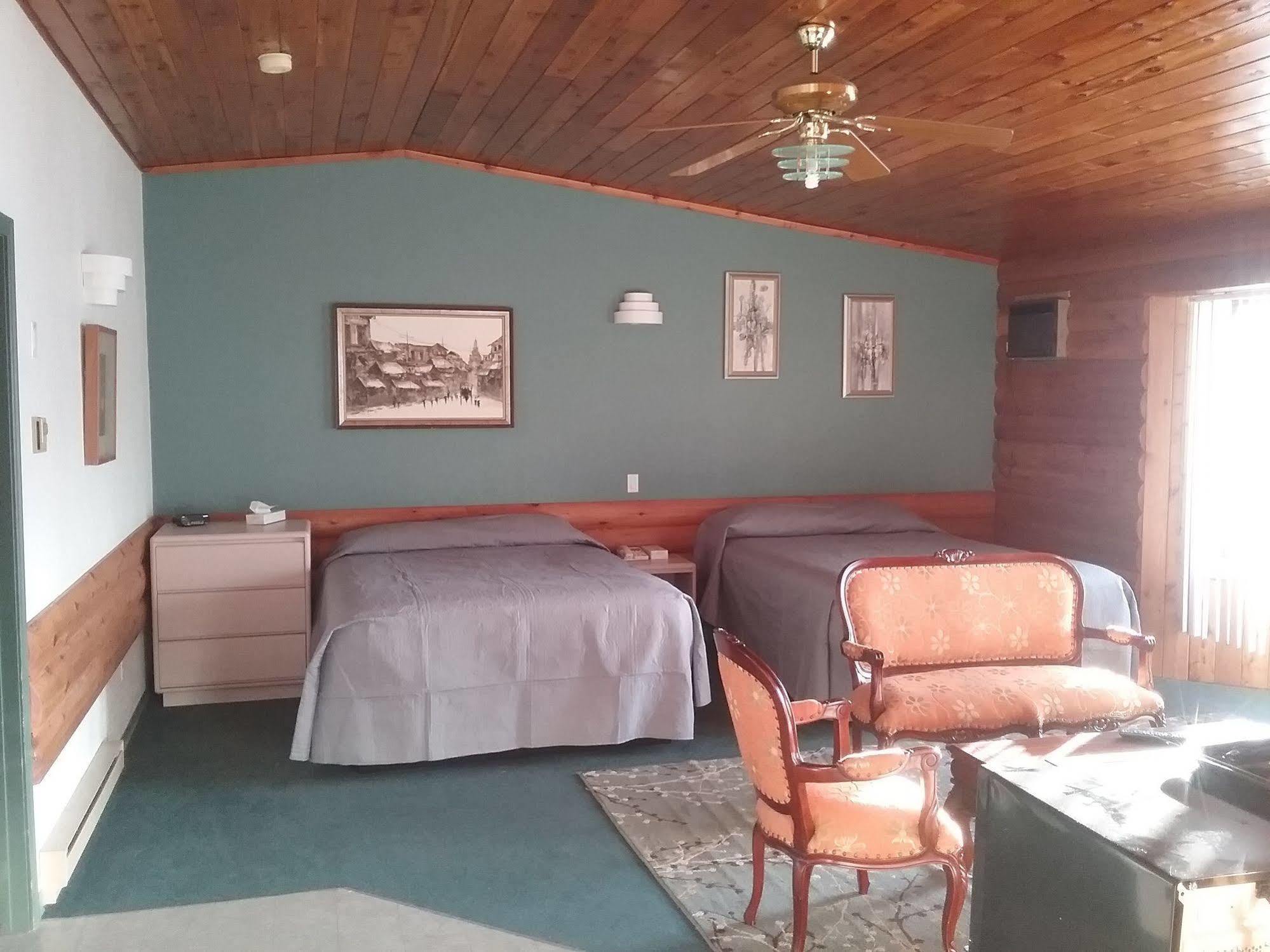Alpine Inn เวลเมาท์ ภายนอก รูปภาพ